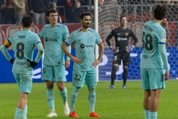 哈維執(zhí)教巴薩面臨巨大壓力:對陣瓦倫西亞或成解聘導火索